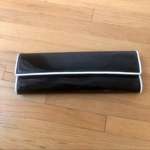 Black patent clutch